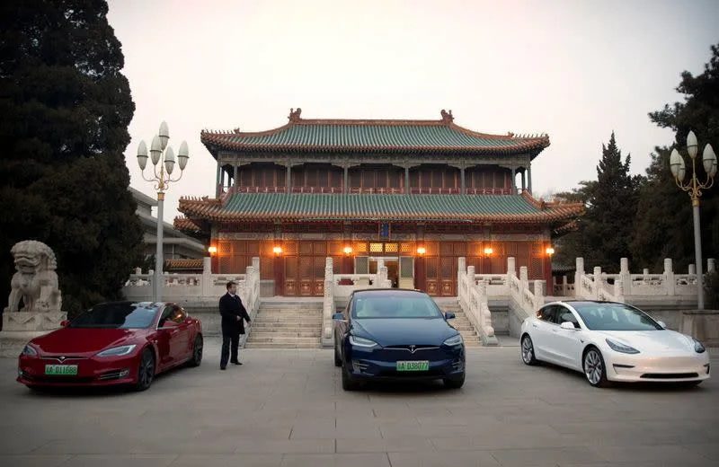 قانون نانوشته/ ممنوعیت ورود خودروهای تسلا به اماکن دولتی 1 000301 Tesla