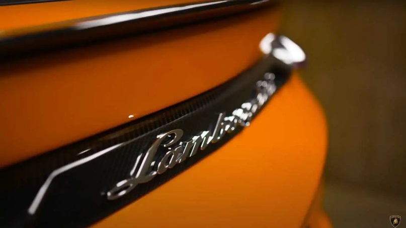 فولکس می گوید برند لامبورگینی فروشی نیست 1 000305 Lamborghini